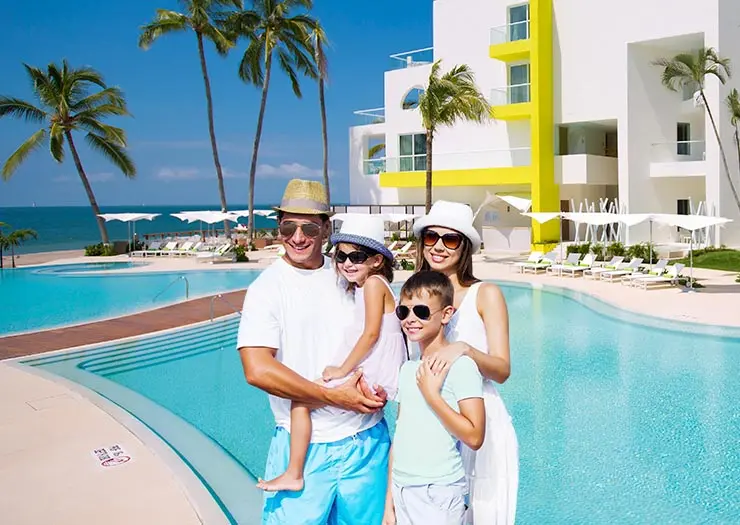 ¡EL INVIERNO SE DISFRUTA MÁS VIAJANDO! Krystal Grand® Residences & Villas San Miguel San Miguel de Allende ¡EL INVIERNO SE DISFRUTA MÁS VIAJANDO! Krystal Grand® Residences & Villas San Miguel San Miguel de Allende